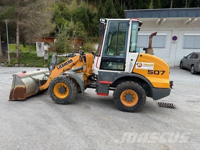 Liebherr L507 Kolesni nakladalci