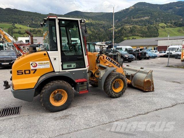 Liebherr L507 Kolesni nakladalci