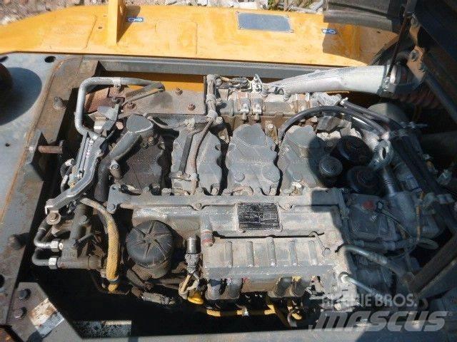Liebherr R924 LC Bagri goseničarji