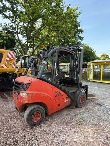Linde H 30D Dizelski viličarji