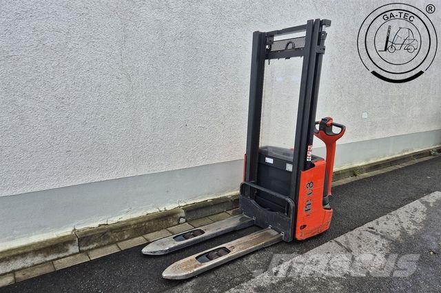 Linde L12 Visokodvižni komisionirni viličar
