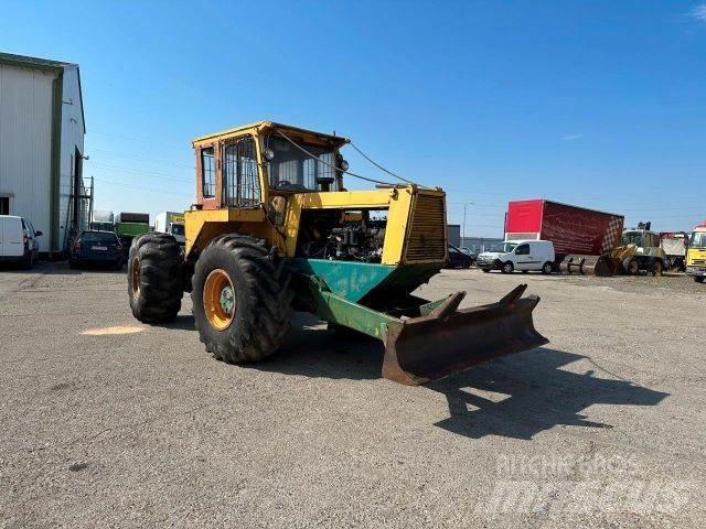 LKT 120 4x4 VIN 983 Harvesterji