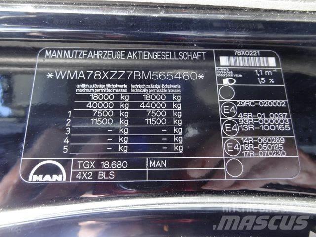 MAN TGX 18.680 V8 Vlačilci