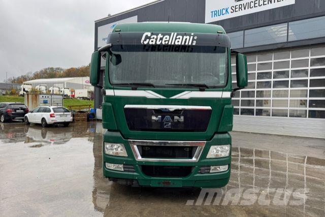 MAN TGX 26.480 6x2 Tovornjaki s ponjavo