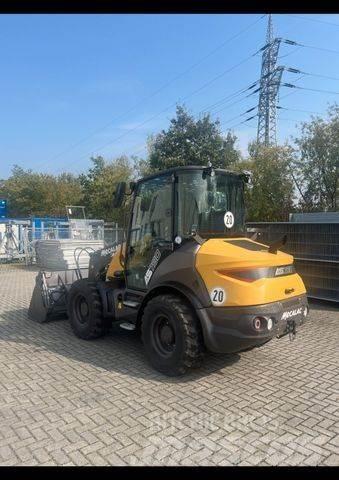 Mecalac AS 750 Kolesni nakladalci