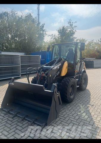 Mecalac AS 750 Kolesni nakladalci