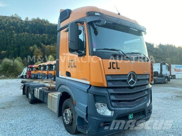 Mercedes-Benz 2542 Tovornjaki-šasije