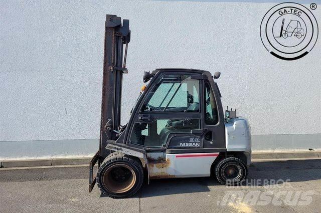 Nissan YG1D2A320 Dizelski viličarji