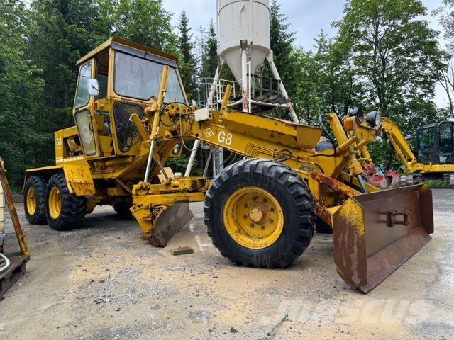 O&K O&amp;K GRADER Asfaltni finišerji