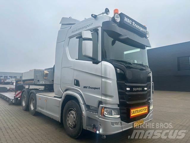 Scania R 730 V8 6x4 Vlačilci