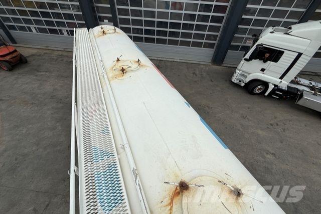 Spitzer 34m3 Polprikolice cisterne