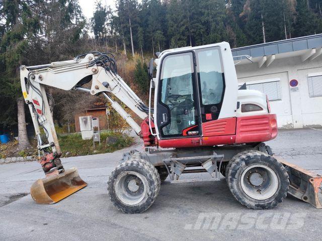 Takeuchi TB295W Bagri na kolesih