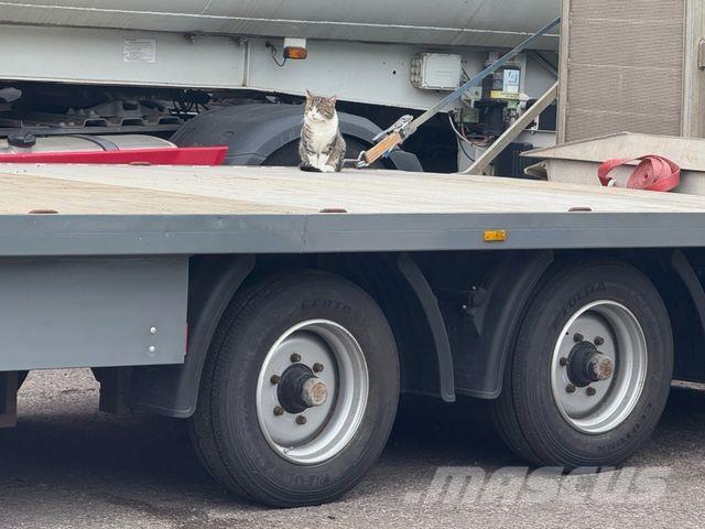  Tima Polprikolice za prevoz vozil