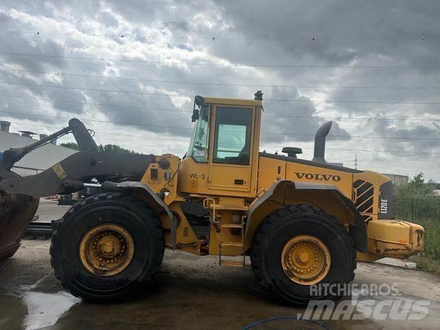 Volvo L 120 E Kolesni nakladalci