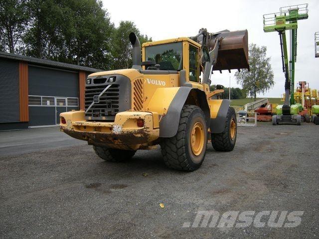 Volvo L 120 E Kolesni nakladalci