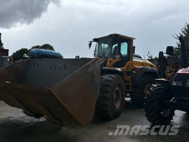 Volvo L 120 H Kolesni nakladalci