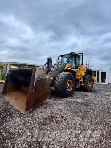 Volvo L 180 H Kolesni nakladalci