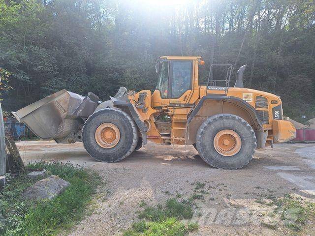 Volvo L 220 G Kolesni nakladalci