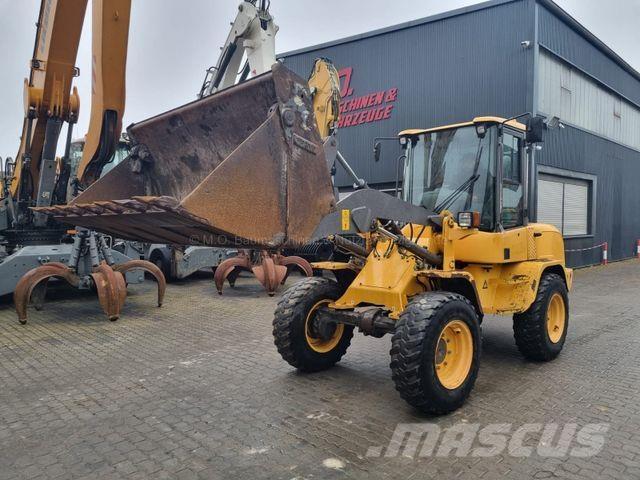 Volvo L 30 G Kolesni nakladalci