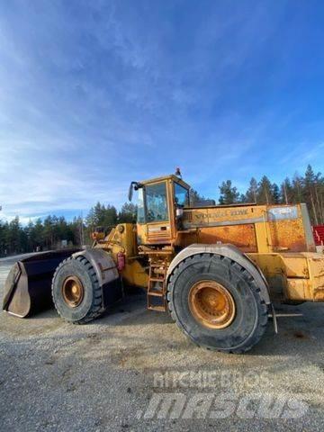 Volvo L180 Kolesni nakladalci