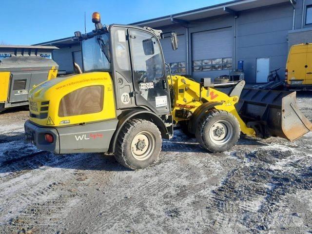 Wacker WL 44 Kolesni nakladalci