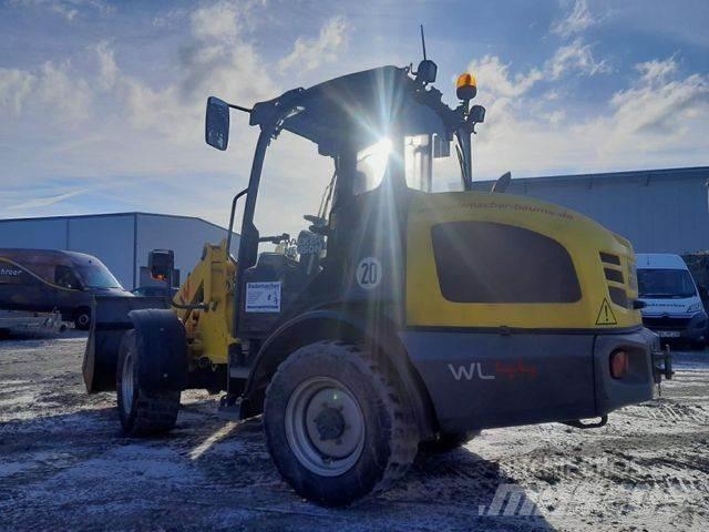 Wacker WL 44 Kolesni nakladalci