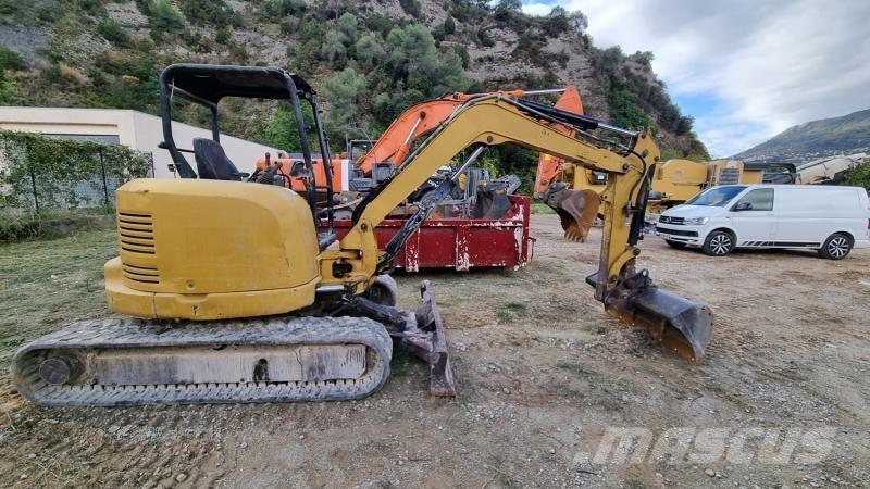 CAT 305ECR Mini bagri <7t