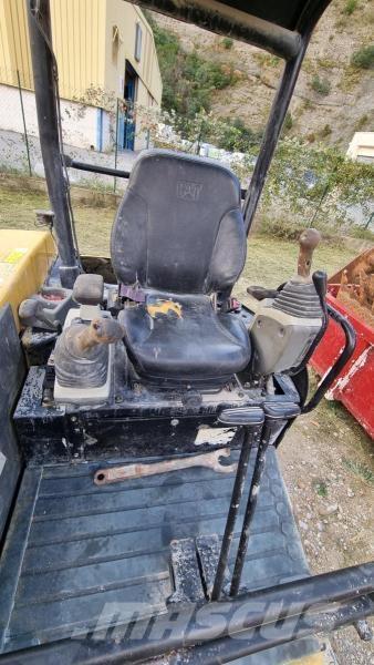 CAT 305ECR Mini bagri <7t