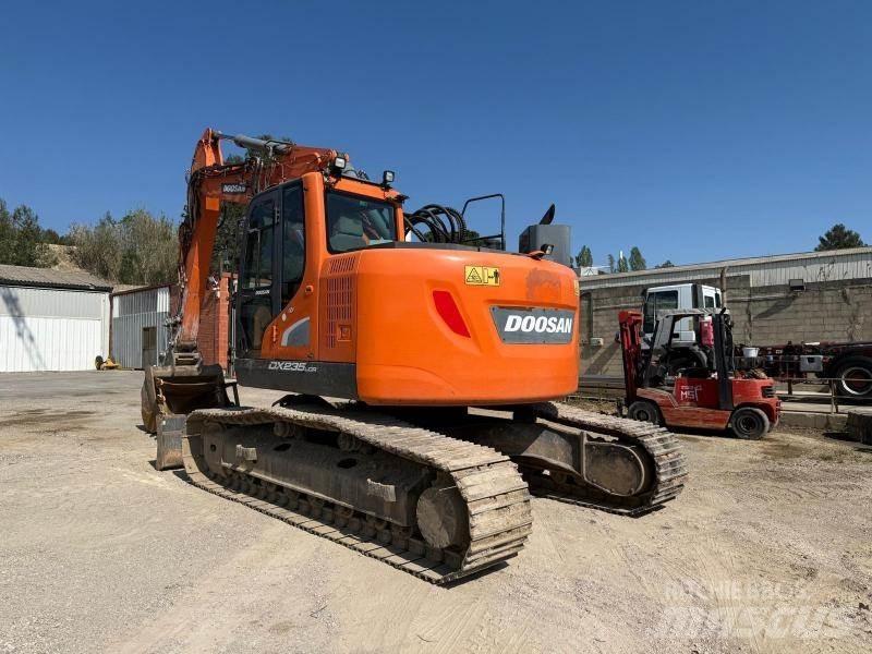 Doosan DX235LCR Bagri goseničarji