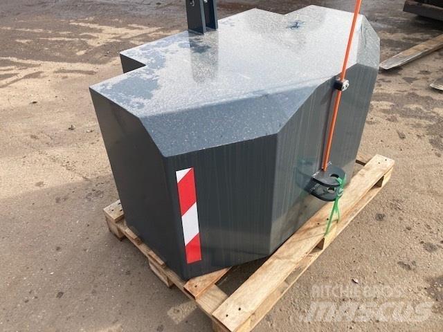  - - -  1500 KG Sprednje uteži