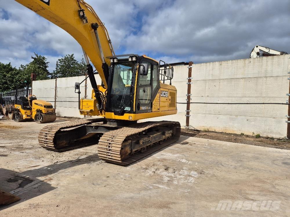 JCB 220X Bagri goseničarji