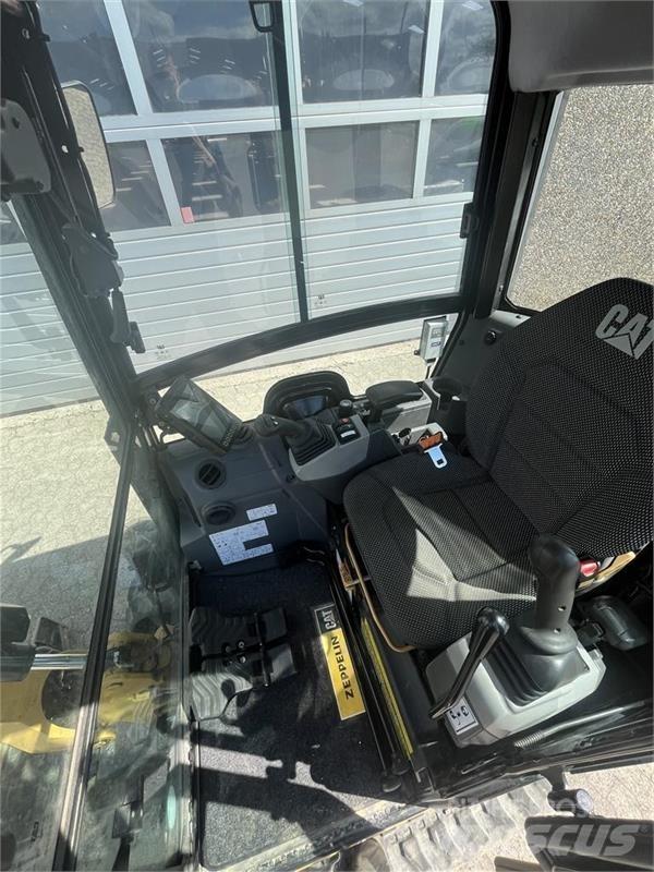 CAT 301.8 Mini bagri <7t