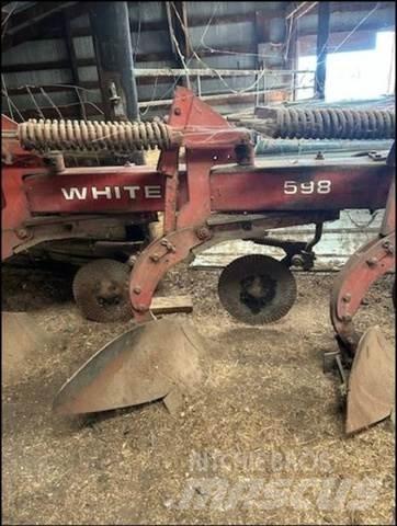 White 598 Plow Drugo
