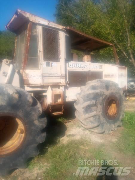 Barko 885 Stroji za sečnjo dreves