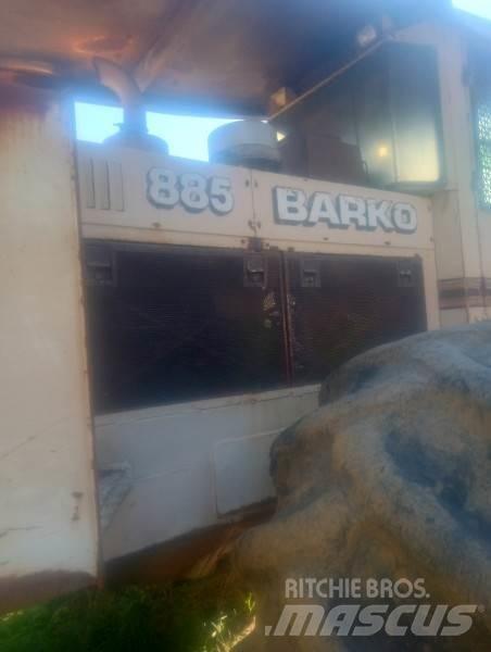 Barko 885 Stroji za sečnjo dreves