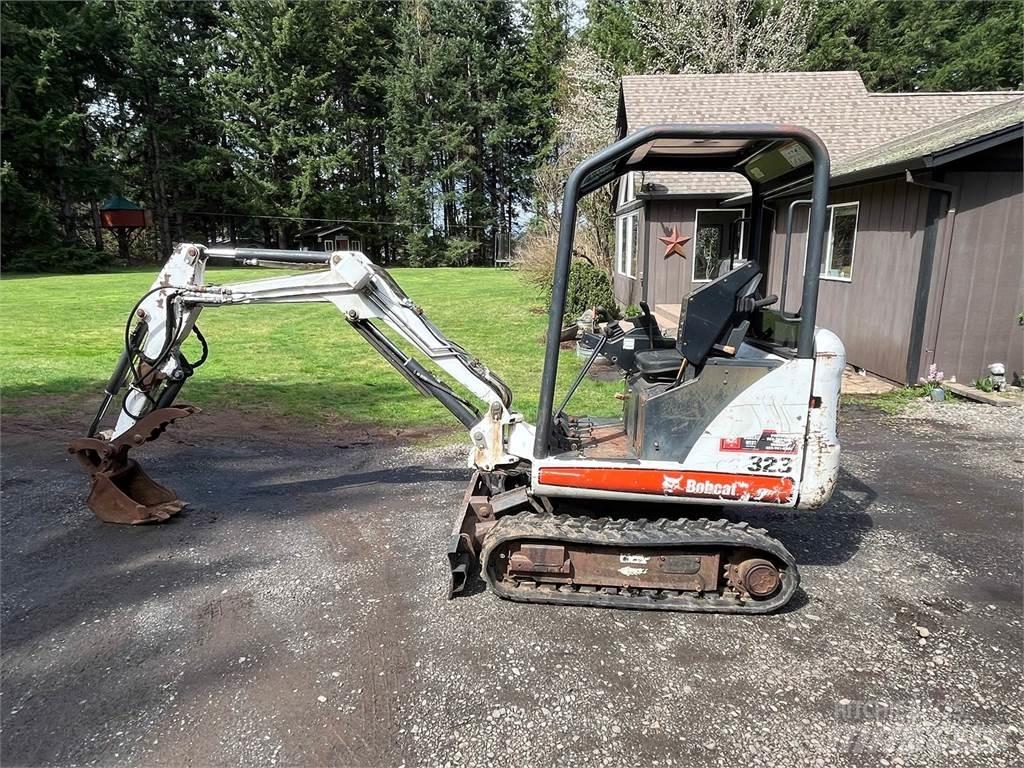 Bobcat 323 Bagri goseničarji