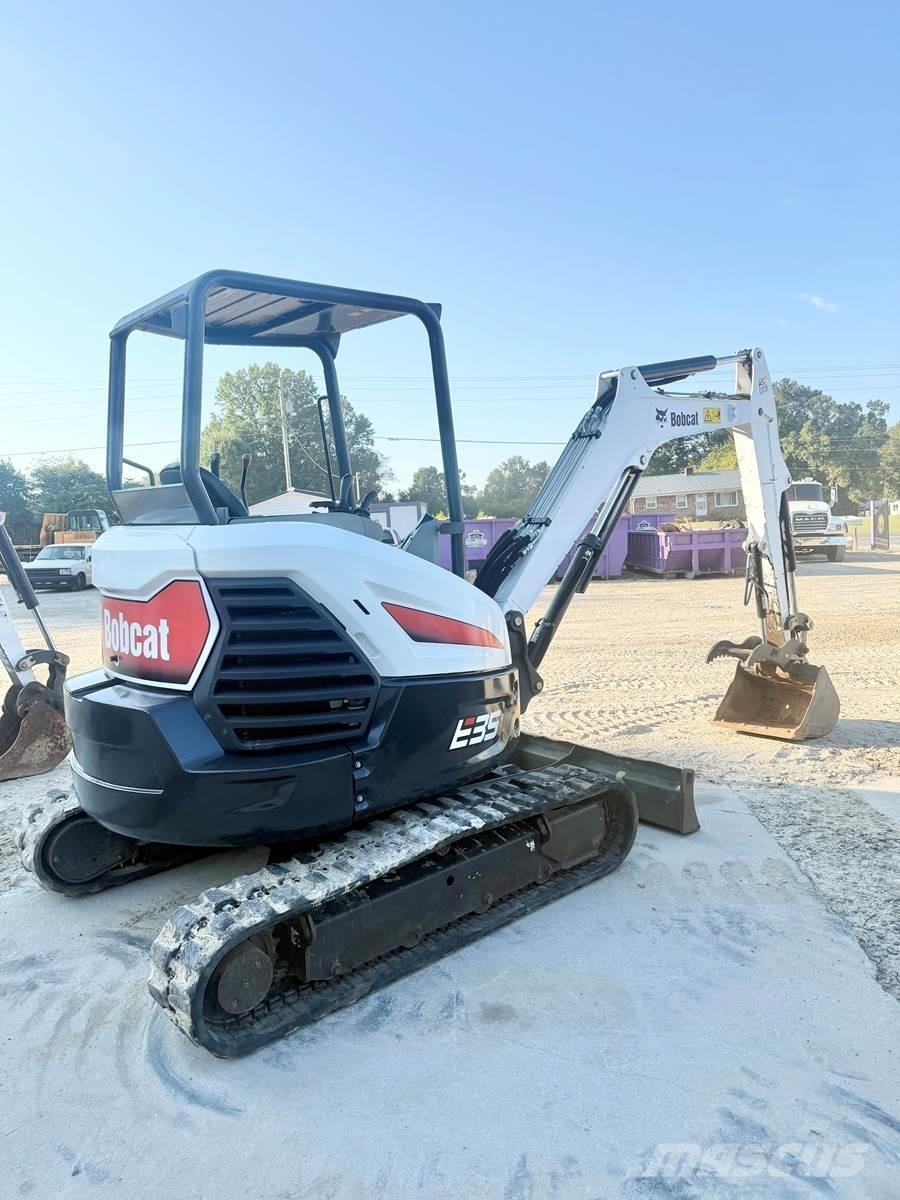 Bobcat E35 Mini bagri <7t