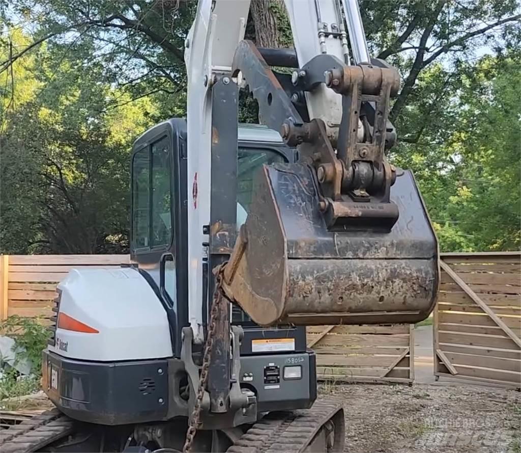 Bobcat E50 Bagri goseničarji