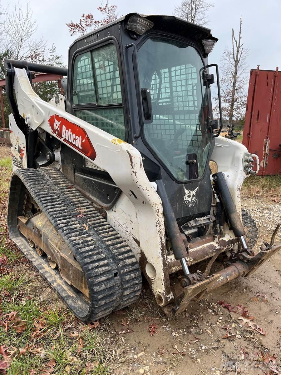 Bobcat T76 Skid steer mini nakladalci