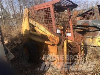 CASE 1840 Skid steer mini nakladalci