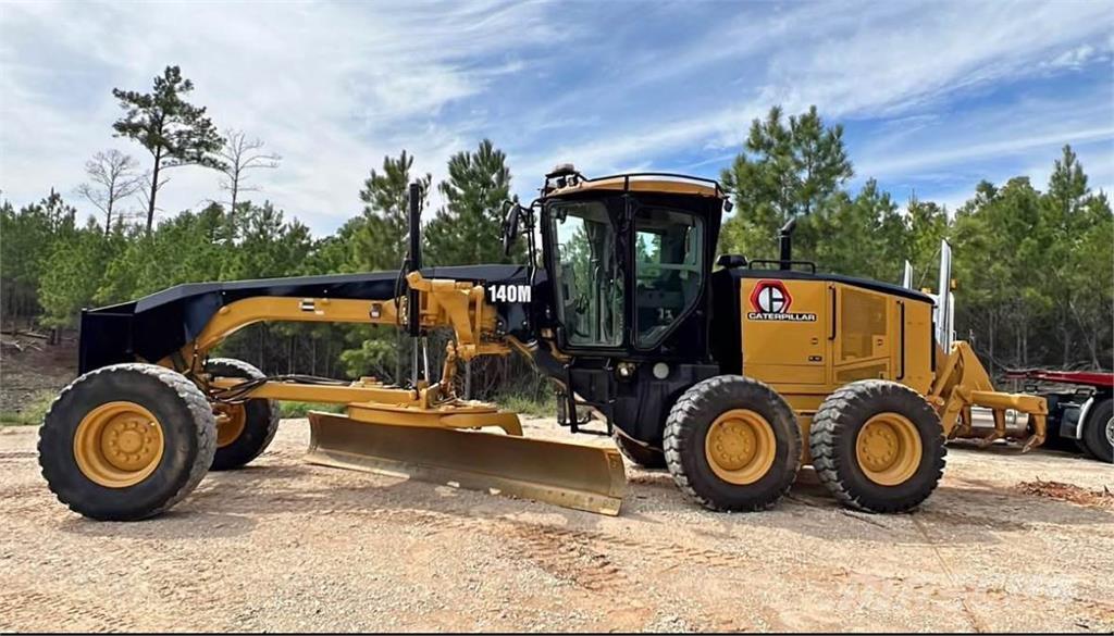 CAT 140M Grederji