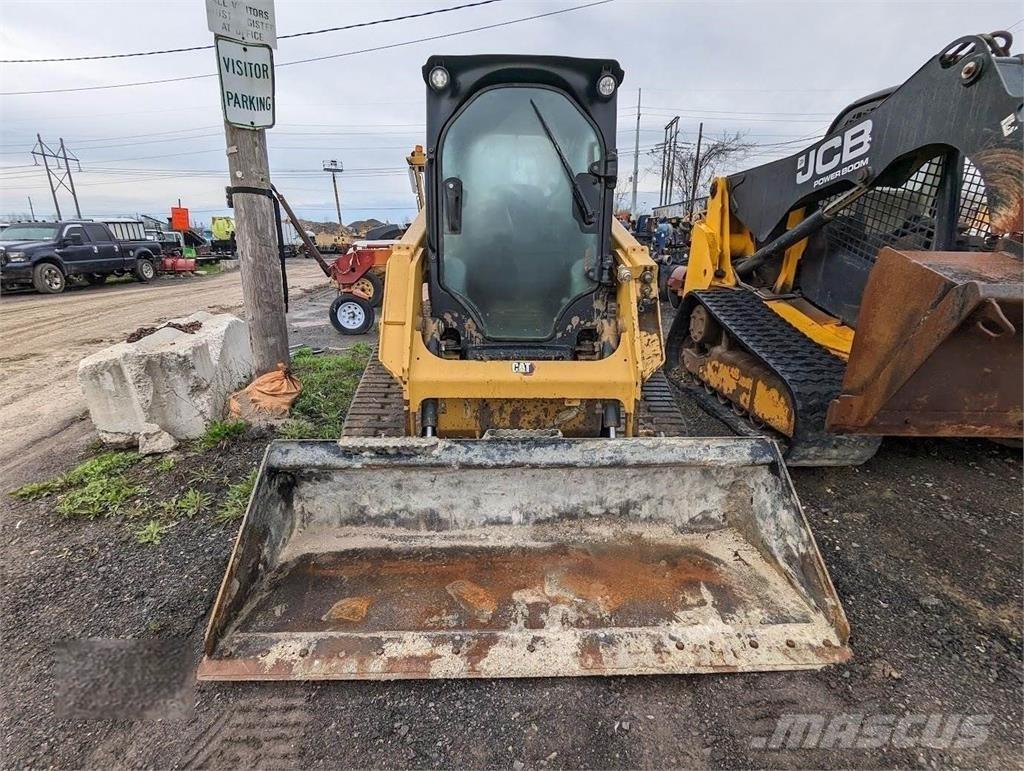 CAT 239D3 Skid steer mini nakladalci