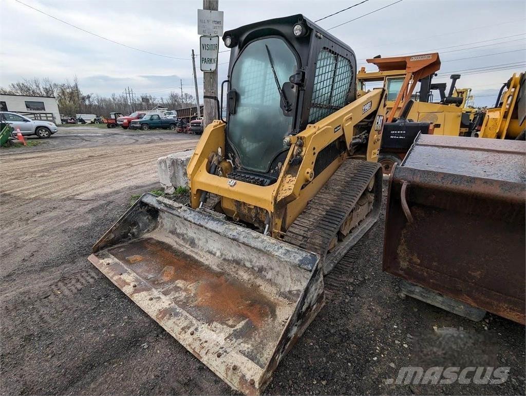 CAT 239D3 Skid steer mini nakladalci