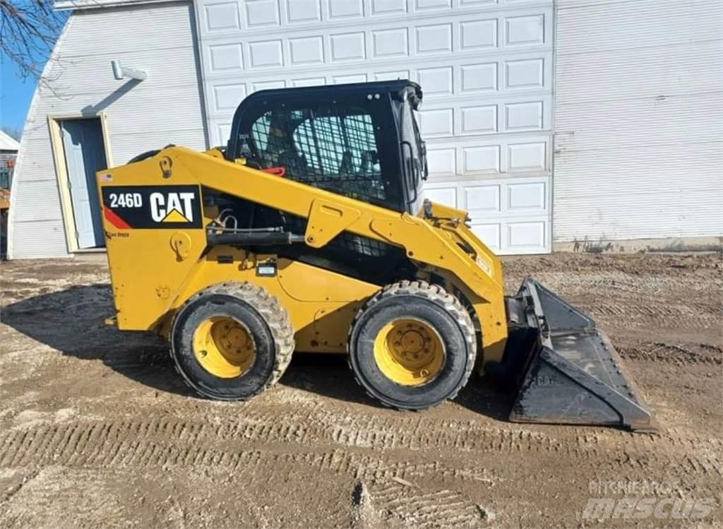 CAT 246D Skid steer mini nakladalci