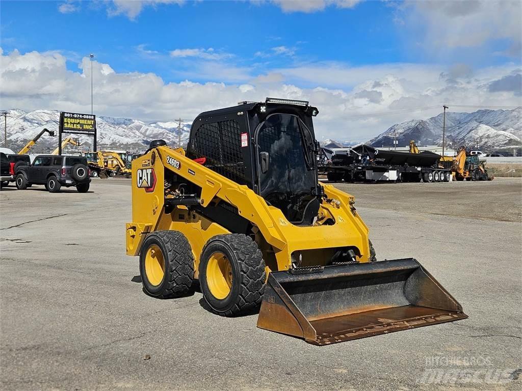 CAT 246D3 Skid steer mini nakladalci