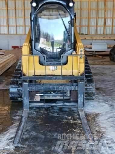 CAT 259D Skid steer mini nakladalci