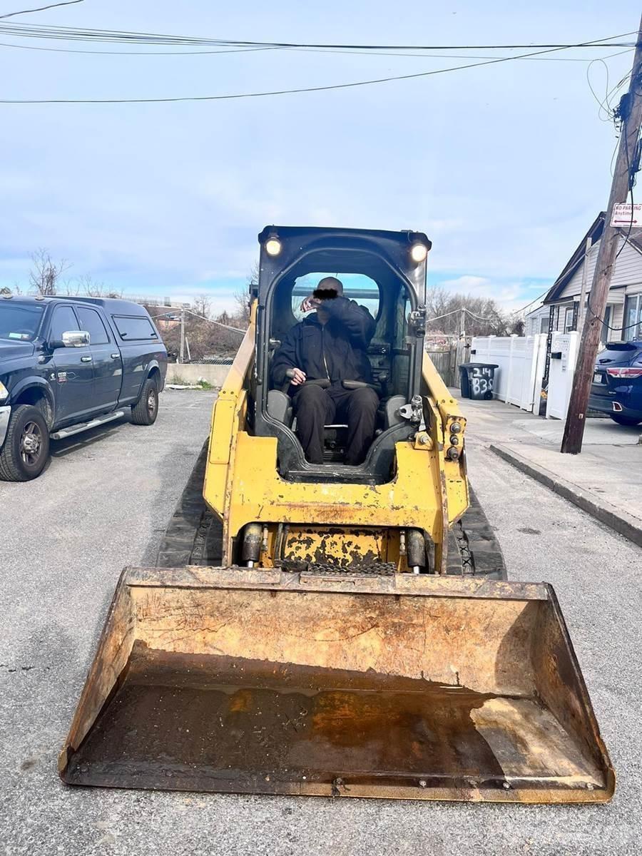 CAT 259D Skid steer mini nakladalci