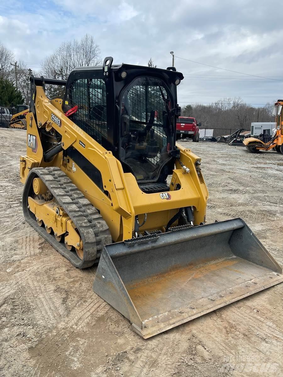 CAT 259D3 Skid steer mini nakladalci