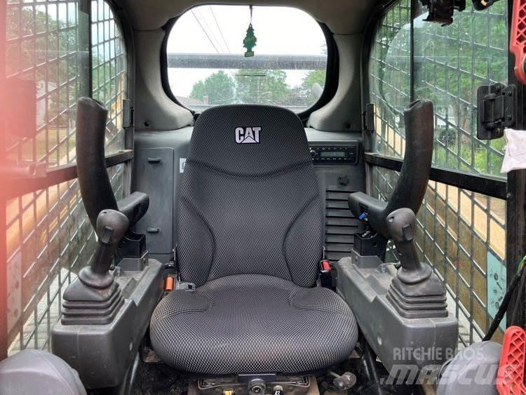CAT 259D3 Nakladalci goseničarji