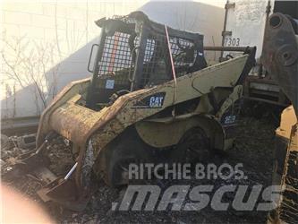 CAT 262B Skid steer mini nakladalci